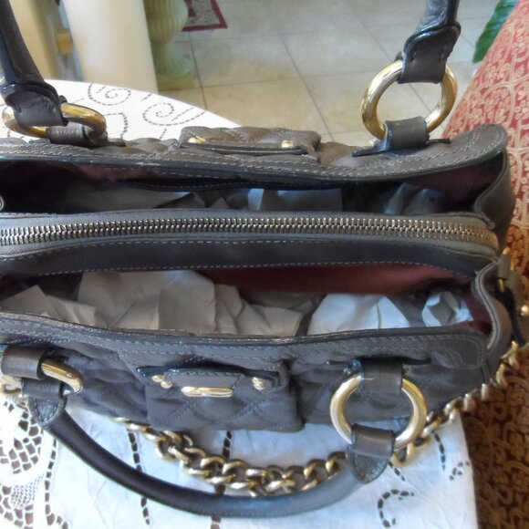 Marc Jacobs Brown Napa Leather Quilted Shoulder/Tote Bag w/ Gold Metal Chain - Picture 3 of 16